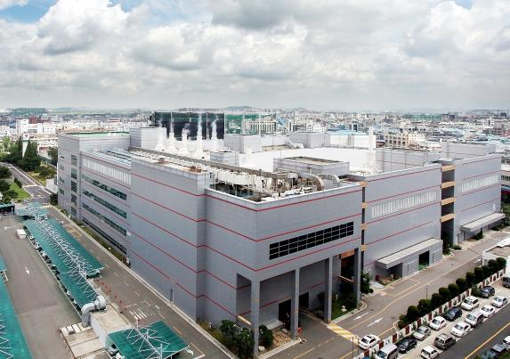 A view of DB HiTek's plant in Bucheon, Gyeonggi Province (Photo provided by DB HiTek)