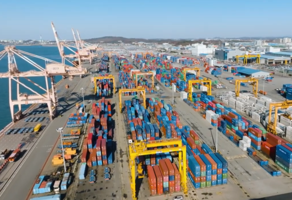 Export containers are stacked at Pyeongtaek Port in Pyeongtaek City, Gyeonggi Province. (Captured from Pyeongtaek Port YouTube channel)