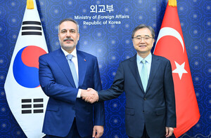 South Korea, Turkey Seek Nuclear, Defense Ties