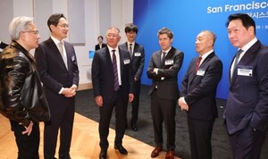 Samsung, SK hynix Chase Diverging AI Deals