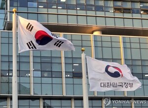 Tax Revenue Surges by 69 Trillion Won, but Government Debt Tops 1,372 Trillion Won